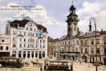 Rynek i ratusz, pocztówka z 1915 r.
