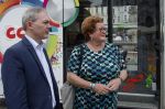 Burmistrz Cieszyna Ryszard Macura z burmistrzem Pucka - Hanną Pruchniewską /fot. RK