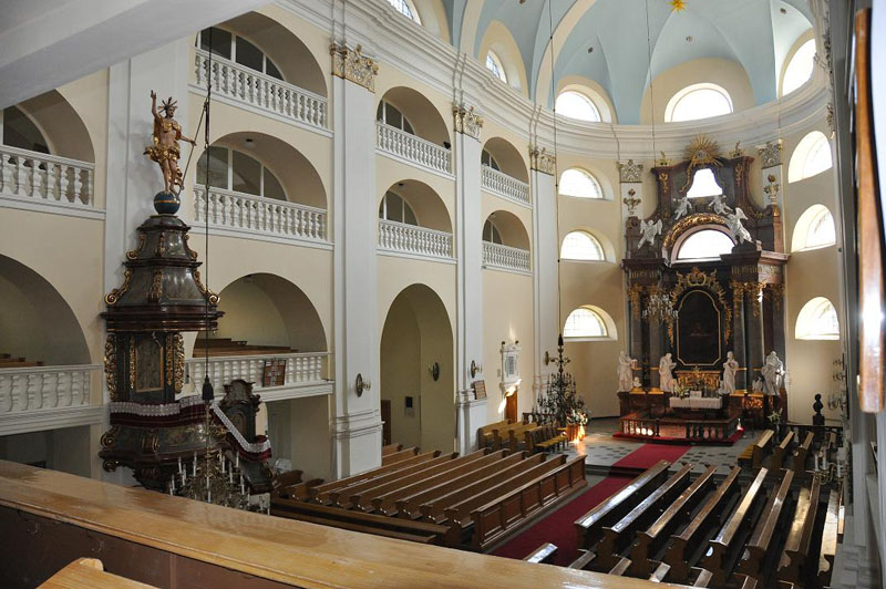 Kościół Jezusowy, w którego bocznych nawach mieszczą się Biblioteka i Archiwum im. Tschammera oraz Muzeum Protestantyzmu na Śląsku Cieszyńskim